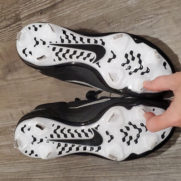 Nike Hyperdiamond 4 Elite Metal Softball Cleats Size 11 - Picture 5 of 6